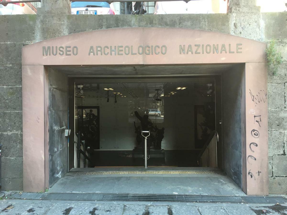 B&B Arte E Musei Νάπολη Εξωτερικό φωτογραφία